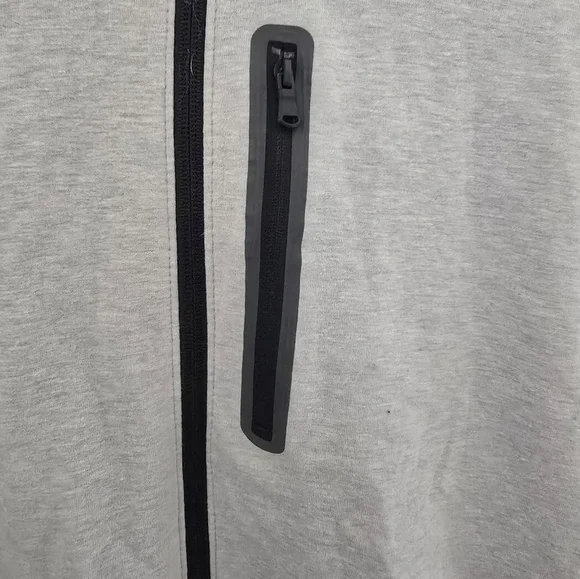 Old Navy Active fleece zip jacket, gray, men’s size small. - Picture 2 of 6